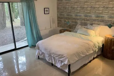 Image de Family Friendly Basement Suite