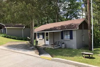 Image de 2br1ba cottage- Seasonal lake view, minutes to Lake Cumberland Regional Hospital