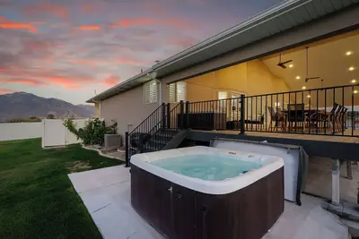 Image de Huge home!