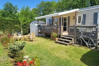 Image de Mobilhome récent, 40m2, endroit calme proximité étang de pêche, 10km de la plage.