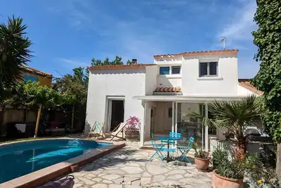 Image de Maison familiale proche plage avec piscine
