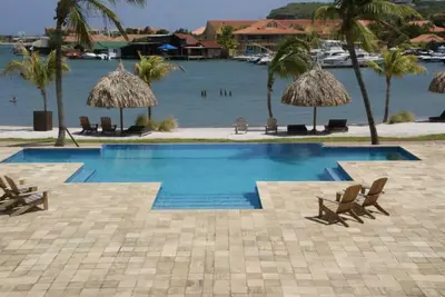 Image de Waterfront Beach Apartment - Spanish Water Resort