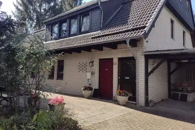 Image de Fewo - 3 rooms, 2 bathrooms, 1 kitchen, large roof terrace and carport.