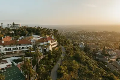 Image de Mesa Bella: 26k Sq. Ft. Private Celebrity Hilltop Resort