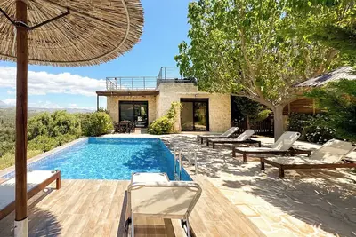 Image de Fantastic sea view villa with heated pool & roof terrace | 6 guests