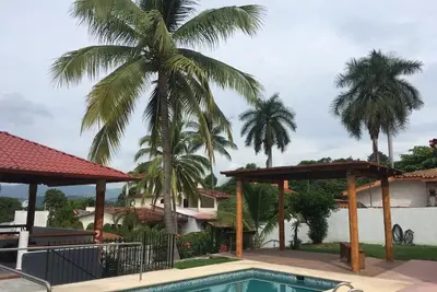 Image de Wonderful residence w/studio, 15 min walk distance from beach & restaurants!