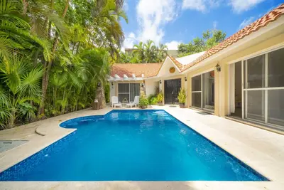 Image de Luxury Villa with 4 Bedrooms & Private Pool - At Playacar ll