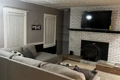 Image de Bring the family for a nice relaxing stay in our home!