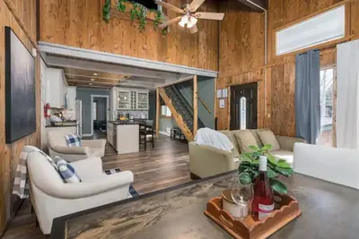 Stateline & LakeTahoe Gem Newly Updated Home Up To 8ppl max Occupancy