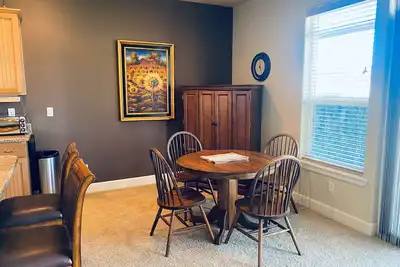 Image de A83 Home by pool & nearby the Gorge shuttle bus pick up area