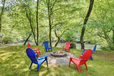 Image de Riverfront Hayesville Retreat: Fishing & Kayaking!