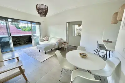 Image de 2 minute walk from the Waters Edge