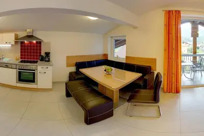 Image de Suite Karglhof - Ferienwohnungen & Bungalows am Faaker See Kargl