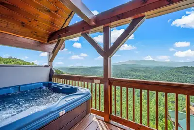 Image de Breathtaking Views, perfect location, Free ticket to Dollywood and other attractions!