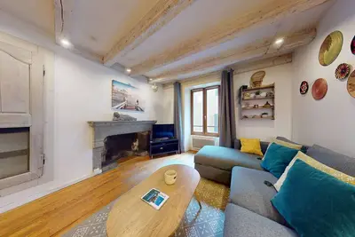 Image de Le Cocon Rousseau - Joli T2 en Vieille Ville