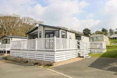 Image de Crosswinds 67, pet friendly, with pool in Bembridge