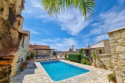 Image de Aphrodite's Pool Retreat