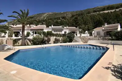 Image de Maison avec jardin privé et accès direct à la piscine communautaire