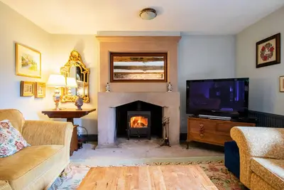 Image de The Farmhouse, pet friendly, character holiday cottage in Bakewell