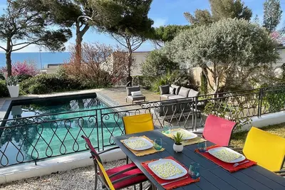 Image de Charming Villa fully renovated with amazing water view