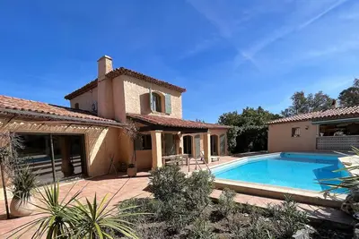 Image de Villa Gigaro 4 chambres piscine chauffée proche plages