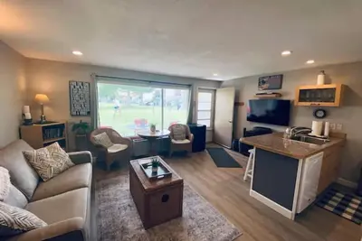 Image de #173 Condo near large pool & shuttle to Gorge Amp-book separately