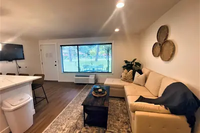 Image de #175 Condo near large pool & shuttle to Gorge Amp-book separately