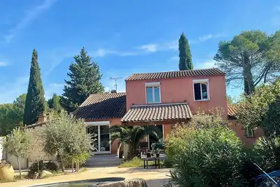 Image de Villa Provençale, climatisée, près d’Aix en Provence.