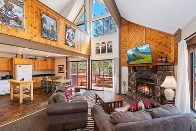 Image de New Bear Canyon · Beautiful 3 Br with Great View & Lots of Amenities