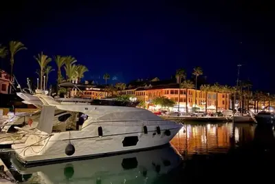 Image de Yolo Spaces Sotogrande - Sea View Penthouse