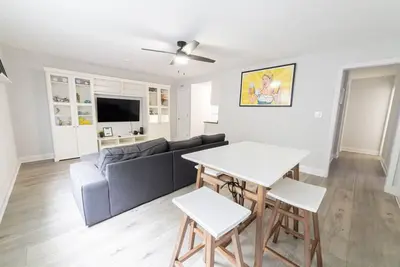 Image de Amelia's Apartment 2b/1ba Wi-Fi, Tv, Kitchen, W/D, Patio