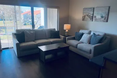 Image de #6 2br Condo near Lrg pool & shuttle to Gorge Amp-book separately