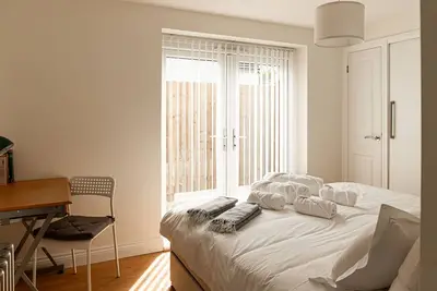 Image de Appartement-Moderne-Sdb privée-Amber Apartment