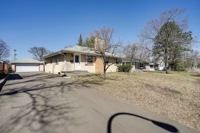 Image de Inviting Minneapolis Vacation Rental w/ Game Room!