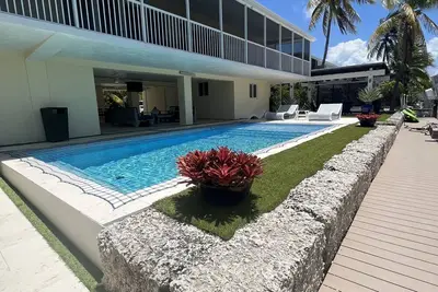 Image de \"Our Happy Place\" Paradise in Islamorada with Heated Pool and 90 ft Dock