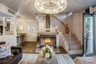 Image de 2-story loft oasis on the second floor, featuring a pool, lush courtyard views, and a prime Lower Greenville location.