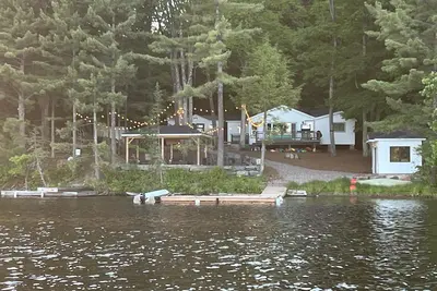 Image de Muskoka Lakes Cottage Escape