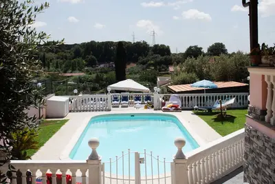 Image de 10 min from Rome