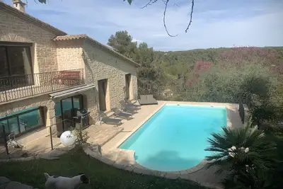 Image de Un balcon sur la pinéde