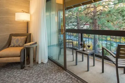 Image de Bend, Or | Superior Room w/ Pool, Hot Tub Access