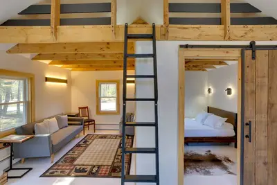 Image de Cozy Catskills Tiny Home ~ 3 Mi to Bethel Woods!