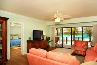 Image de Mesmerizing Ocean Views from this 2nd Flr Oceanview Condo – The Islands Club