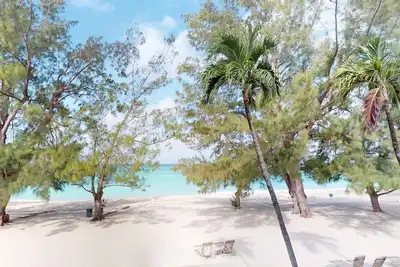 Image de Dazzling Ocean Views from this 2nd Flr Oceanfront Condo – The Islands Club #7