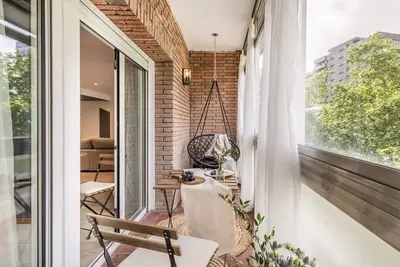 Image de Besalu - 3 bedrooms and balcony in Castilla