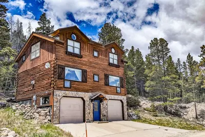 Image de New! Beautiful Mountain House Located in the Town of Alma - Valley View