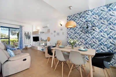 Image de Maison de vacances \"Casa en Costa Ballena\" avec piscine partagée et climatisation