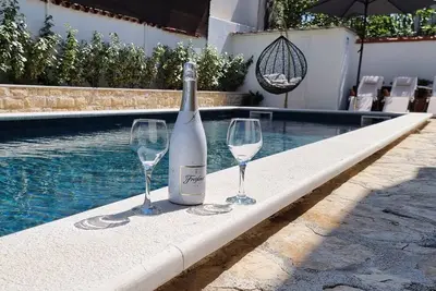 Image de Garçonnière avec le balcon Sabunike, Zadar (As-20179-a)
