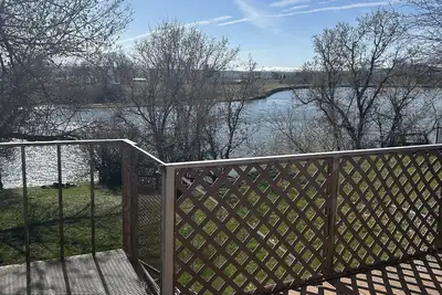 Image de River front vacation rental in the heart of Cascade!