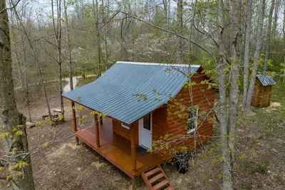 Image de Dogwood Cabin - Off Grid