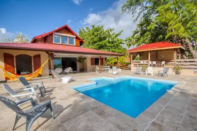 Image de Villa avec piscine face au lagon (Mqfr46)